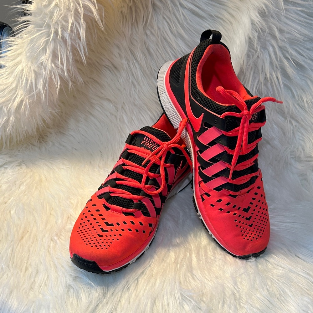 Nike Free Red and Black Athletic Shoes